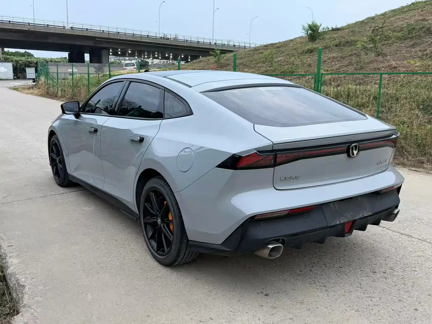 CHANGAN UNI-V