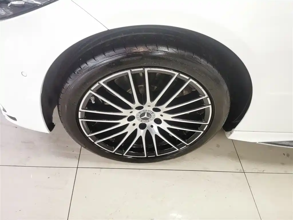 Mercedes-Benz C-Class 2023 Facelift C 260 L Sport Edition фото 23