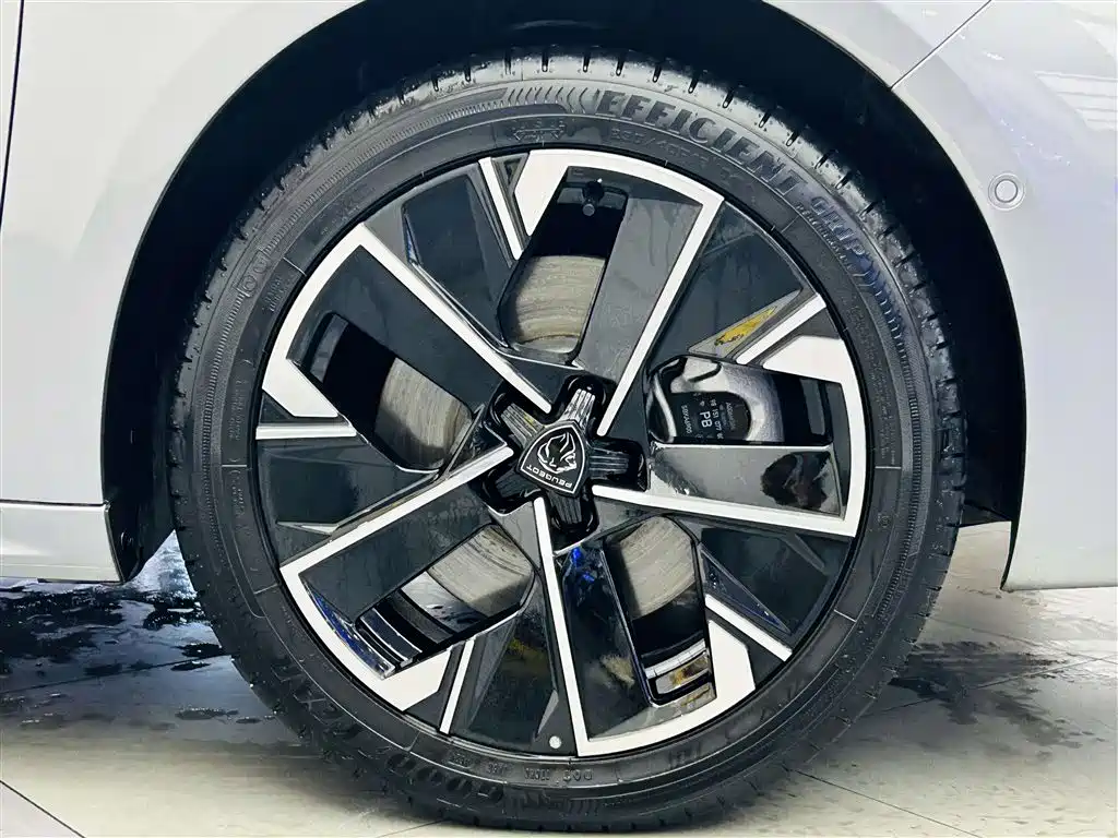 Peugeot 508 2023 508L 400THP Dynamic Flagship фото 10