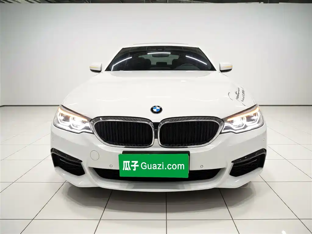 BMW 5 Series 2018 Facelift 530Li Leading M Sport Package фото 3