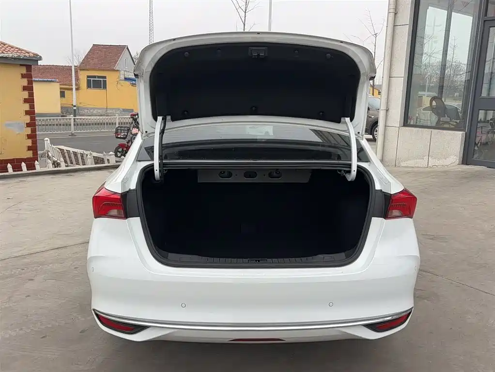 Buick Verano 2023 Pro Joy Edition фото 21