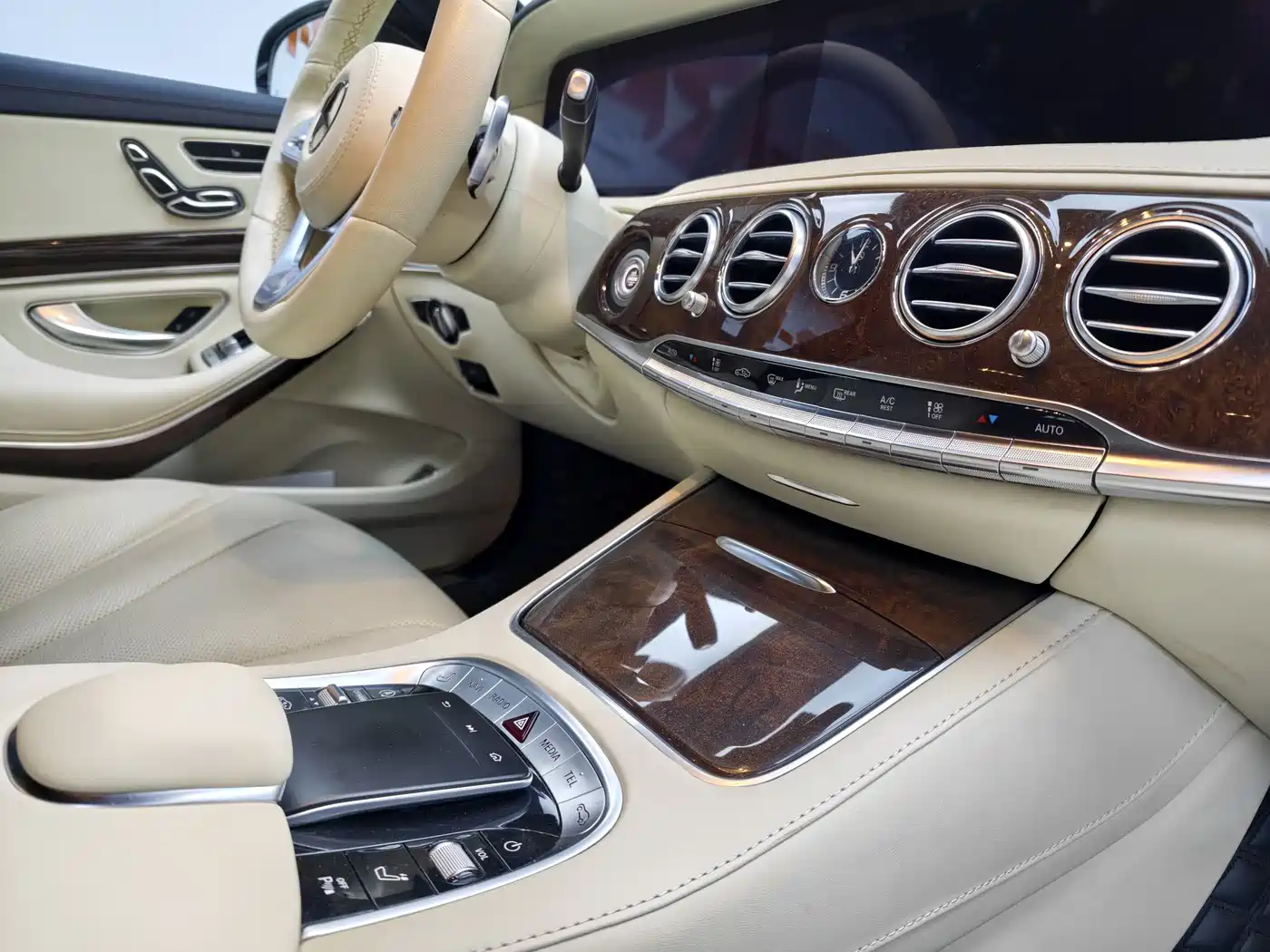 Mercedes-Benz S-Class 2019 S 450 L фото 11
