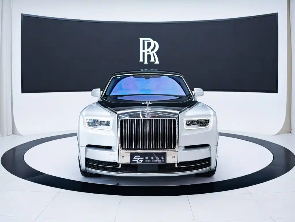 Фото 2 - Rolls-Royce Phantom