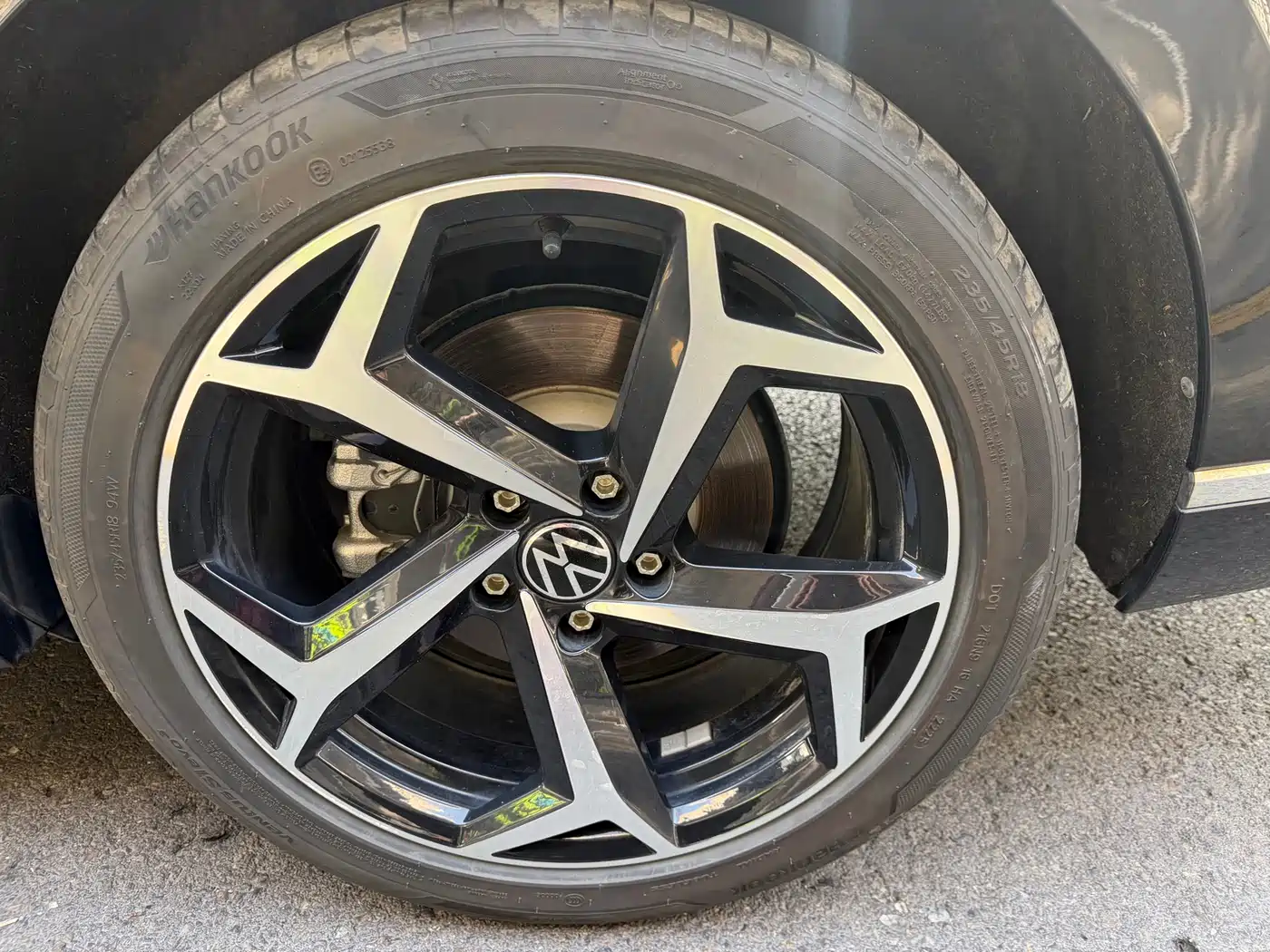 Volkswagen Magotan 2025 Facelift II Public Edition 330TSI DSG Luxury фото 14