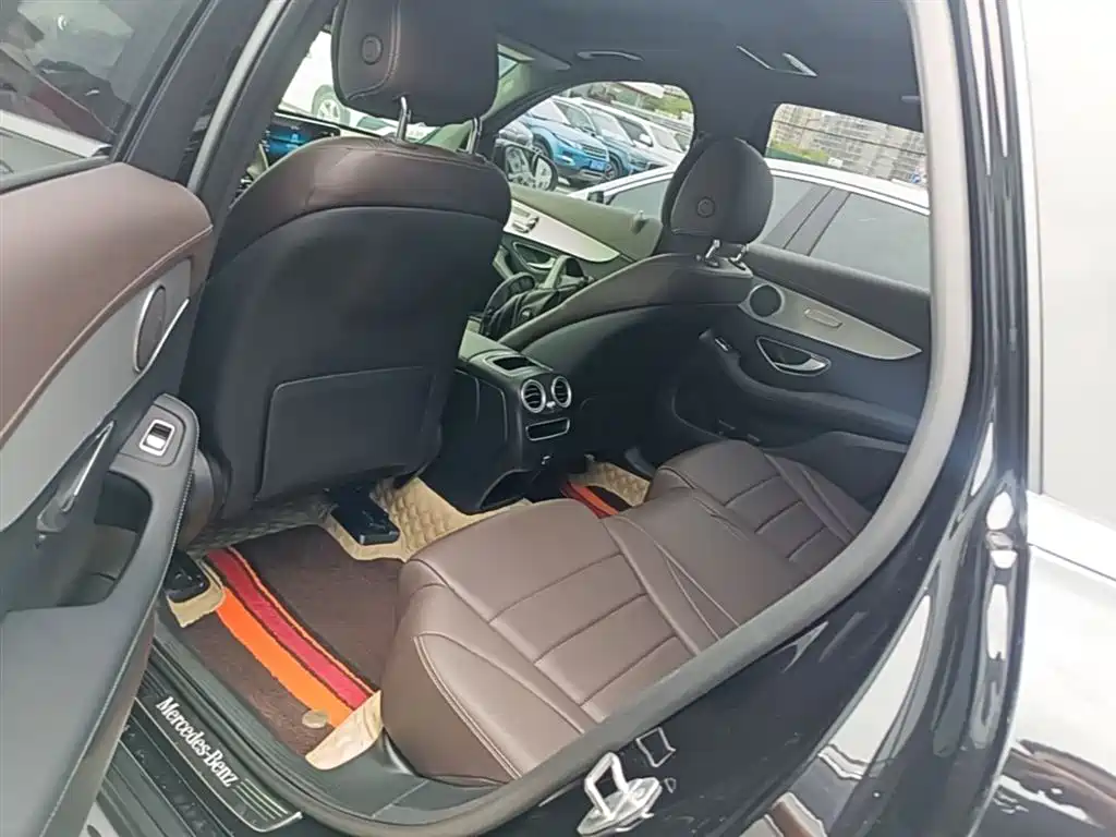 Mercedes-Benz GLC 2021 GLC 260 L 4MATIC Sporty фото 17
