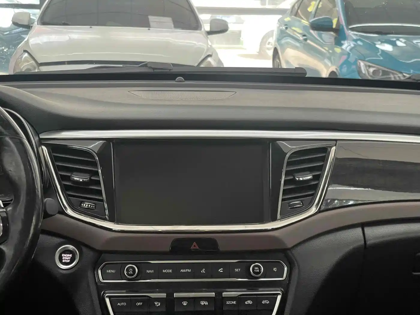 GAC Trumpchi Trumpchi GS8 2017 320T 2WD Luxury Smart Connect (7-seater) фото 10