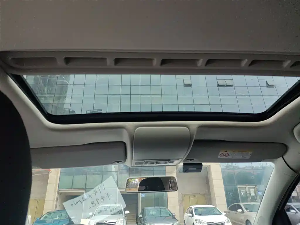 Volkswagen Polo 2018 1.5L Auto Comfort фото 14