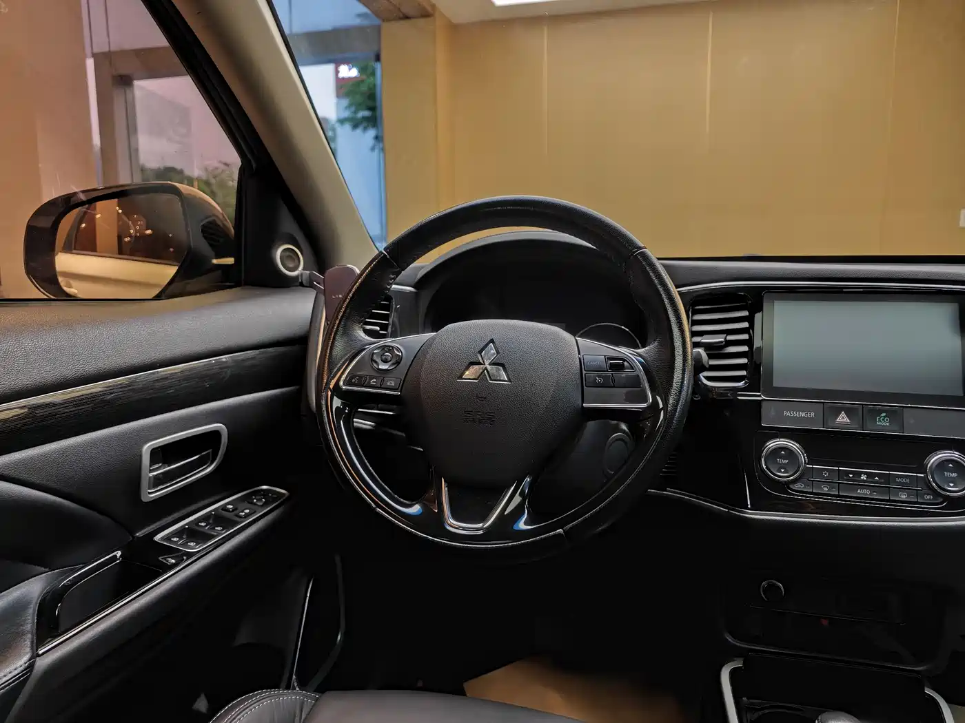 Mitsubishi Outlander 2019 2.0L 2WD Enjoy 5-Seater China VI фото 15
