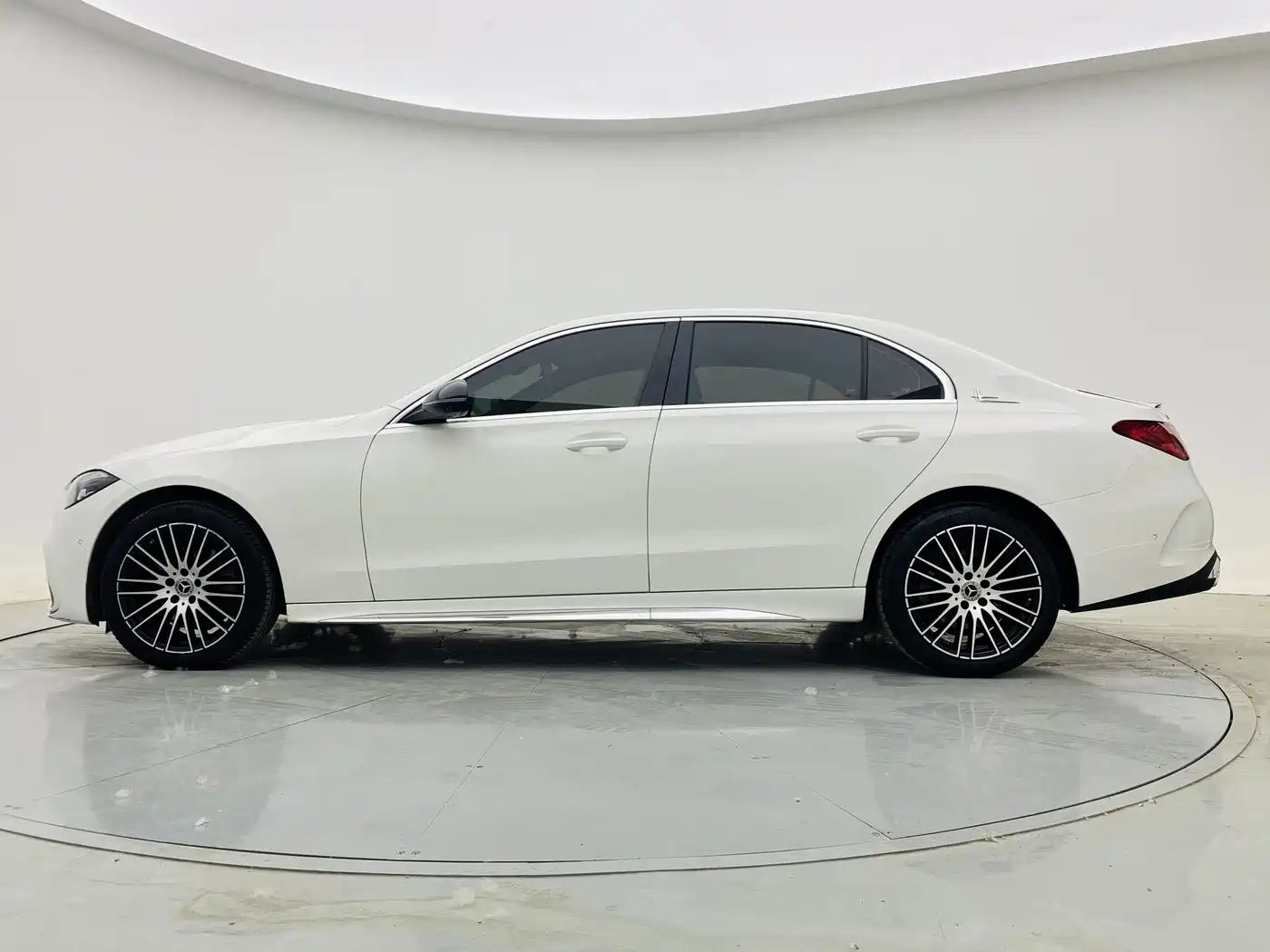 Mercedes-Benz C-Class 2023 C 200 L Sport фото 4