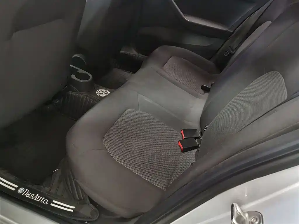Volkswagen Jetta 2017 1.5L Automatic Fashion фото 13