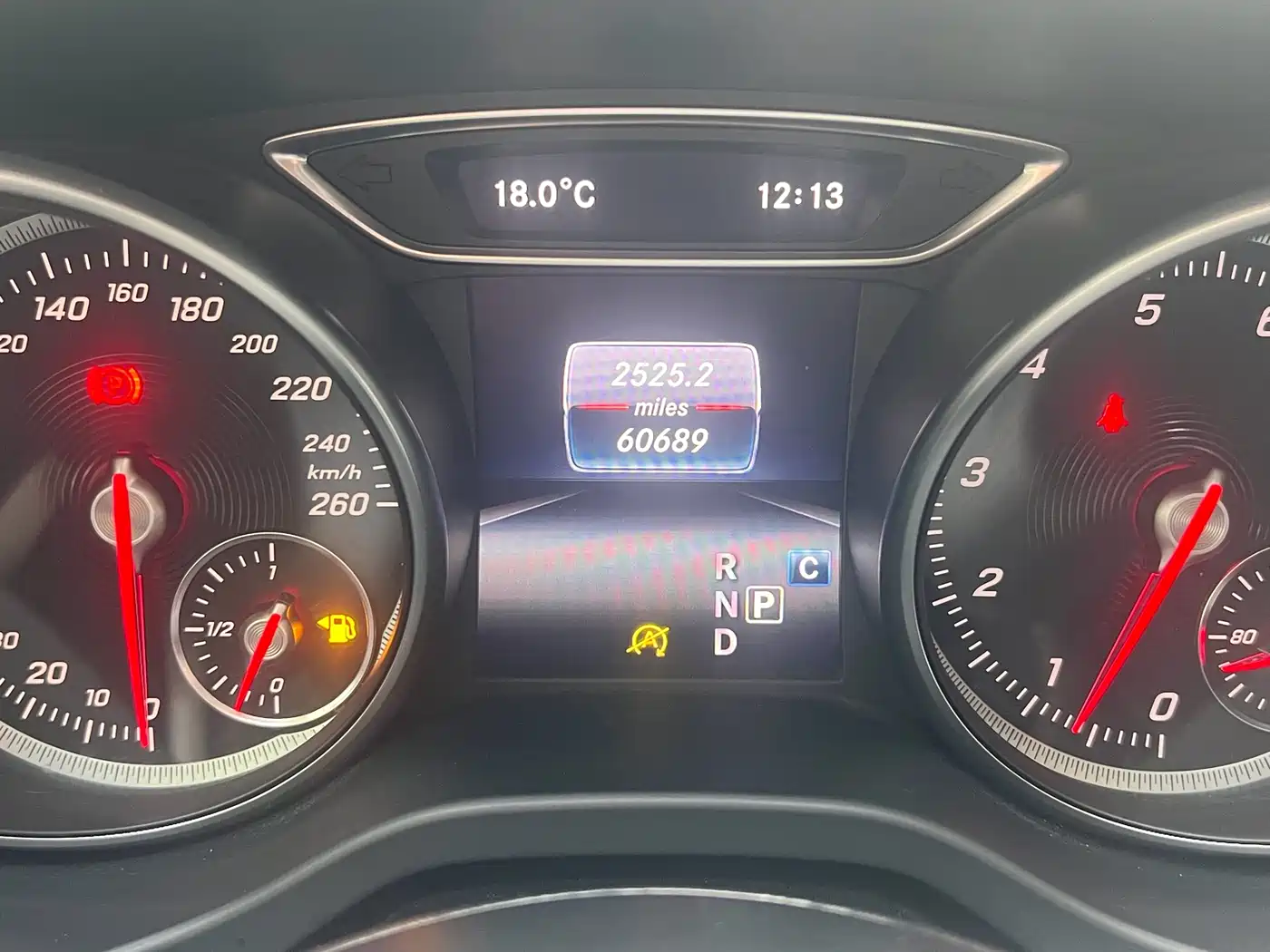 Mercedes-Benz GLA 2018 GLA 200 Dynamic фото 13