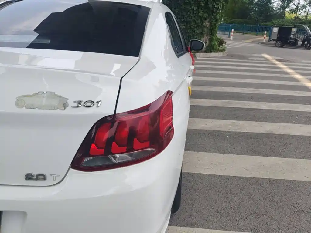 Peugeot 301 2017 2017 1.6L Manual Comfort Edition