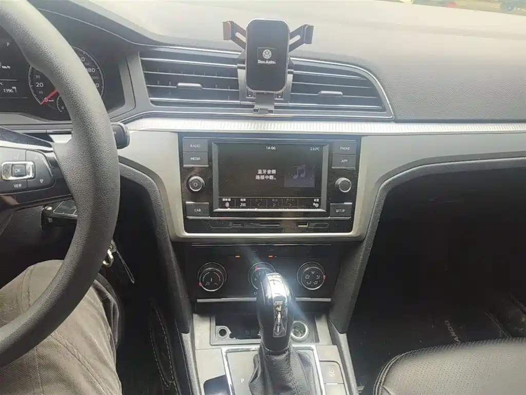 Volkswagen Lamando 2019 230TSI DSG Fashion Edition China VI фото 9