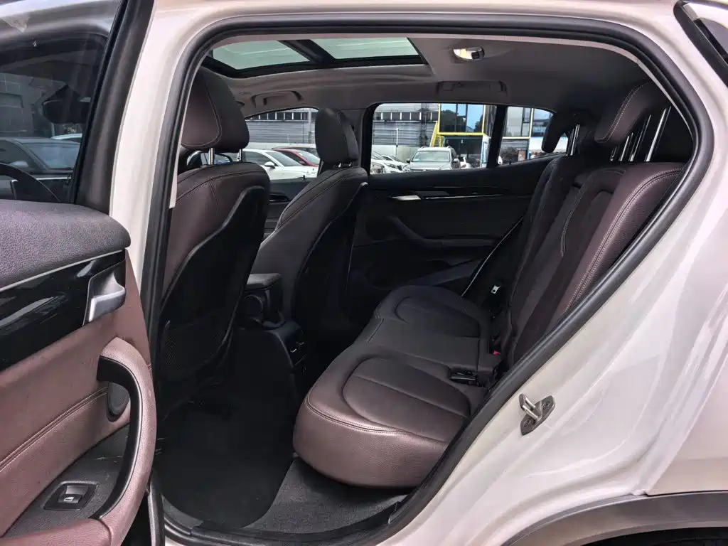 BMW X2 2020 2020 sDrive20i M Off-Road Package
