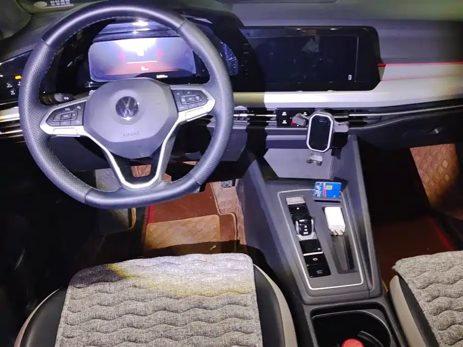 Volkswagen Golf 2021 280TSI DSG Pro фото 12