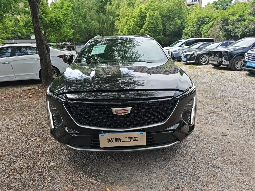 Cadillac GT4 2023 25T Luxury Edition фото 5