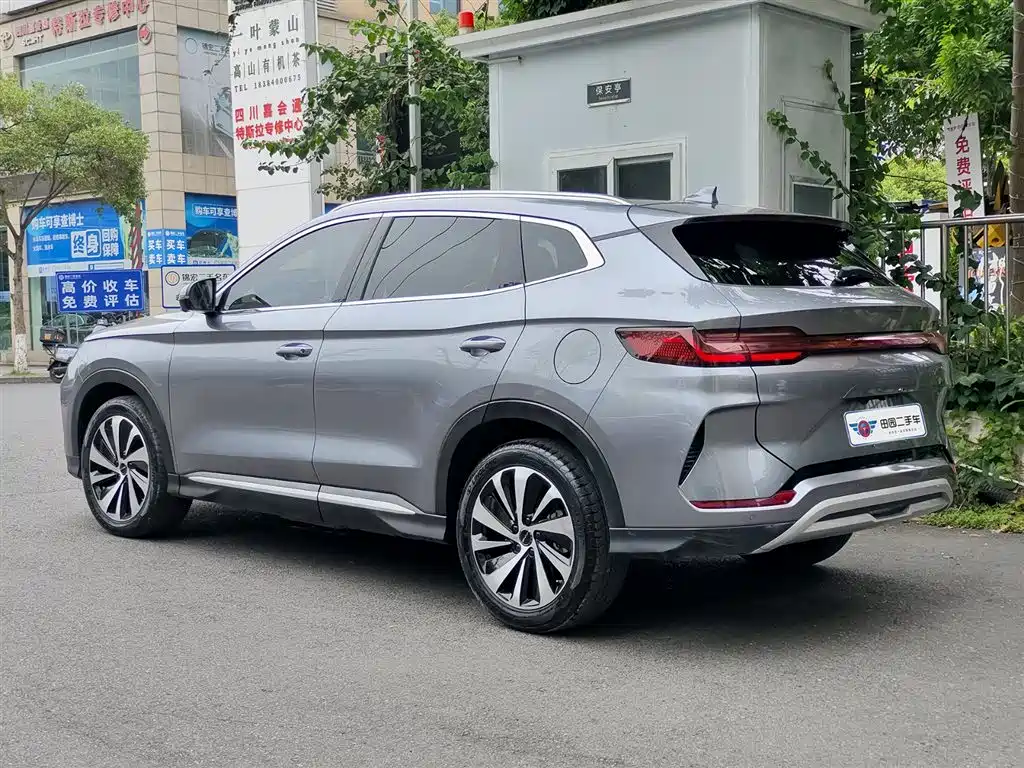 BYD Song PLUS PHEV 2024 Glory Edition DM-i 110km Flagship фото 4