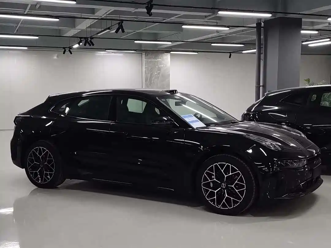 ZEEKR EXTREME KRYPTON 001