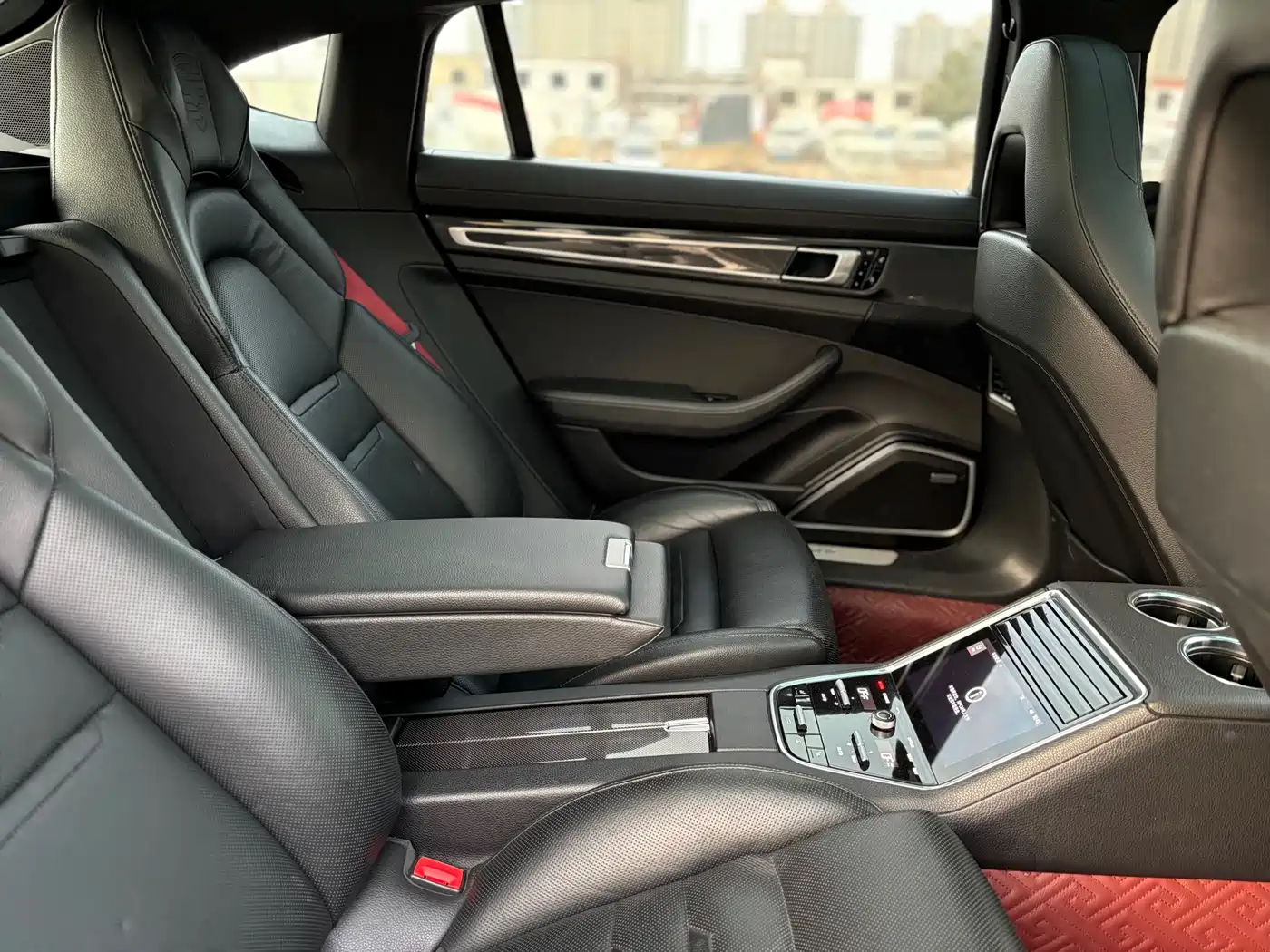 PORSCHE PANAMERA NEW ENERGY