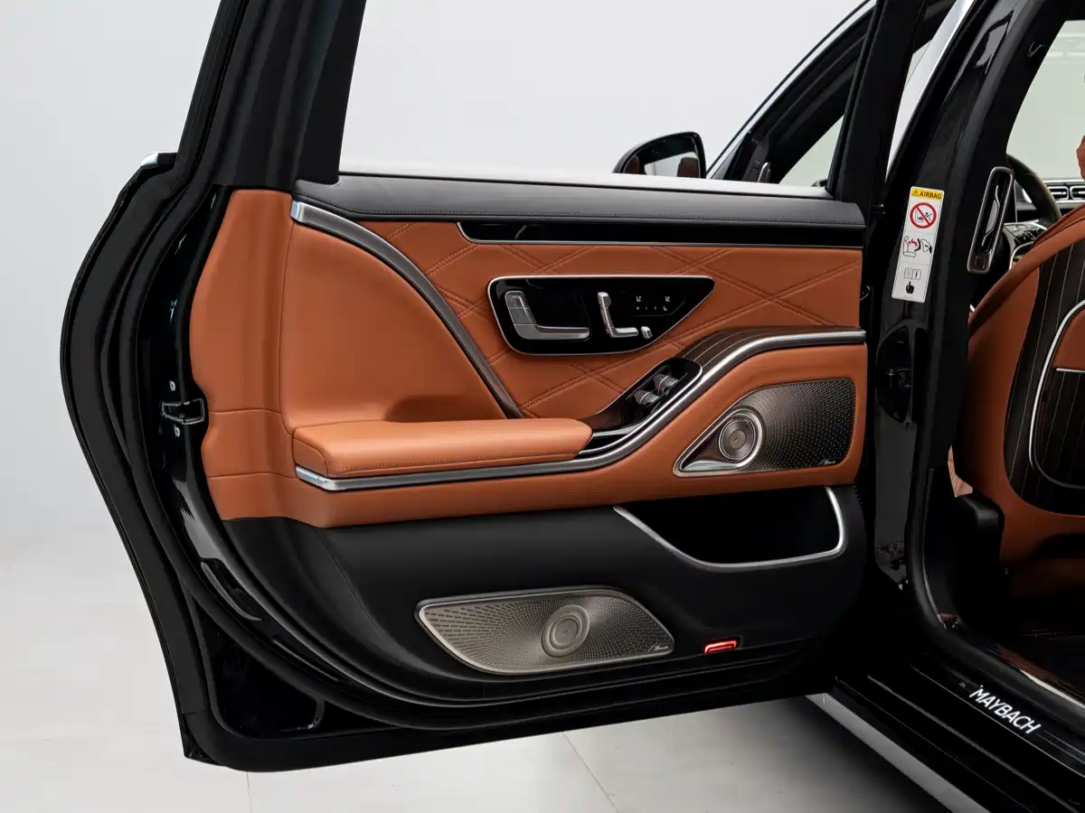 Mercedes-Benz Maybach S-Class 2023 S 680 4MATIC фото 23