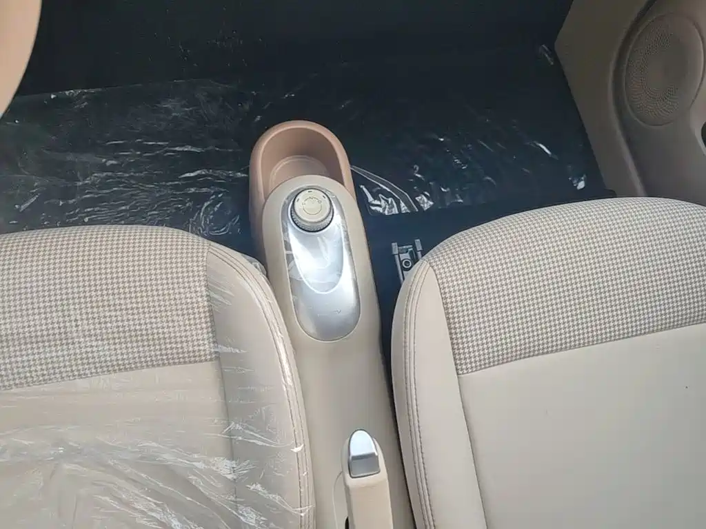 Wuling Motors Hongguang MINIEV 2026 2025 4-Door Advanced