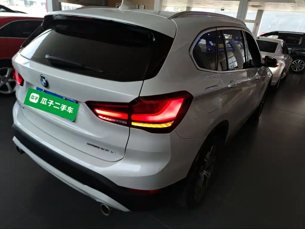 BMW X1 2021 sDrive25Li Leading фото 7
