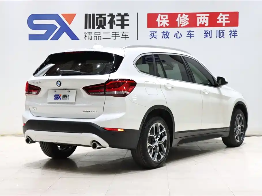 BMW X1 2021 sDrive25Li Leading фото 4