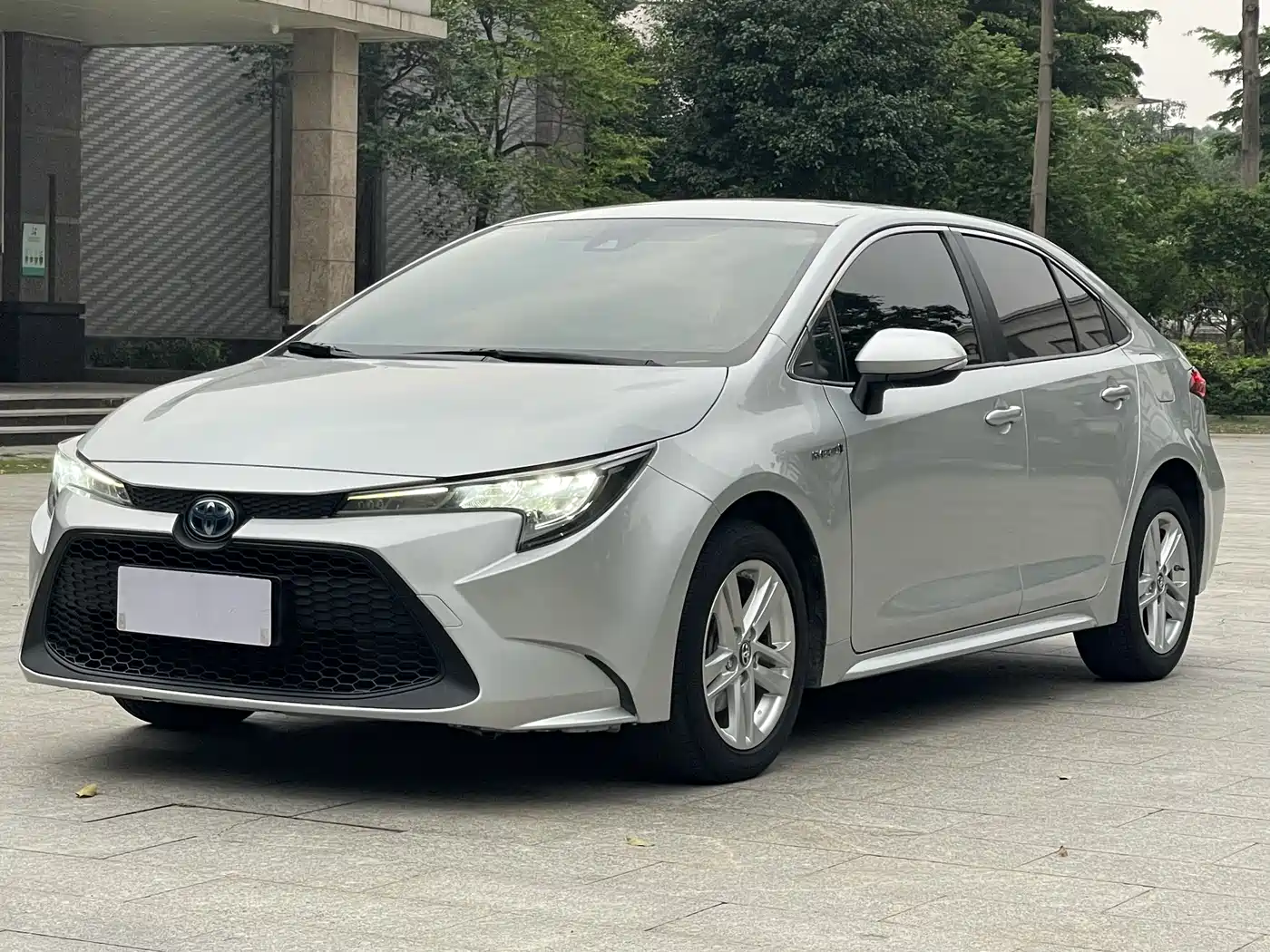 Toyota Levin 2021 Dual Hybrid 1.8H E-CVT Leading Edition