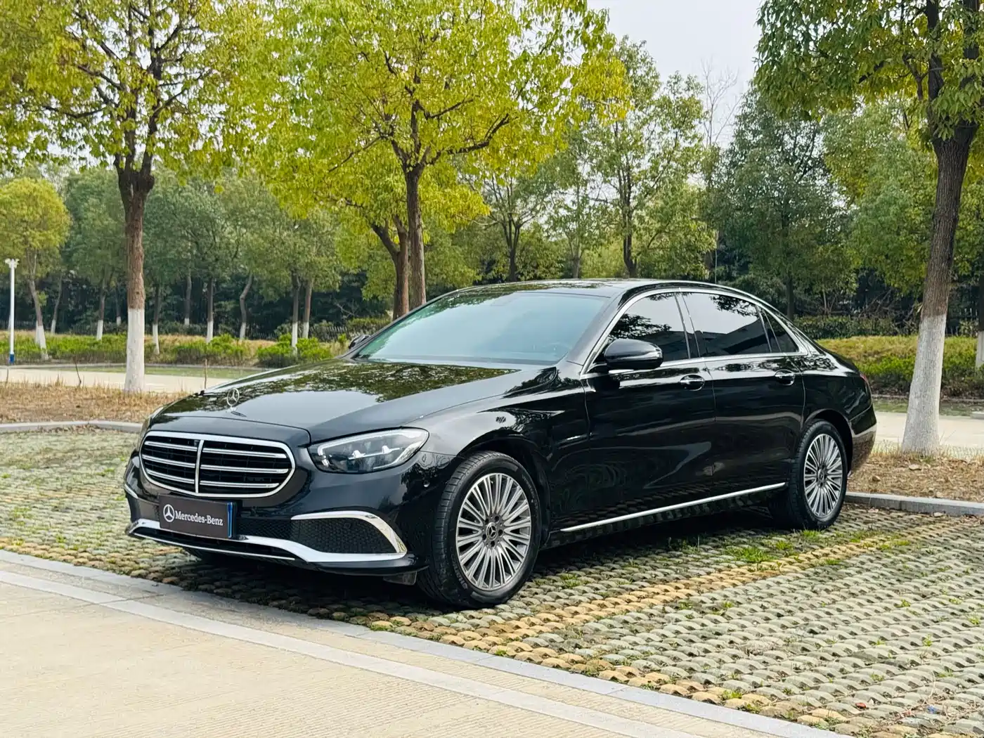  E CLASS