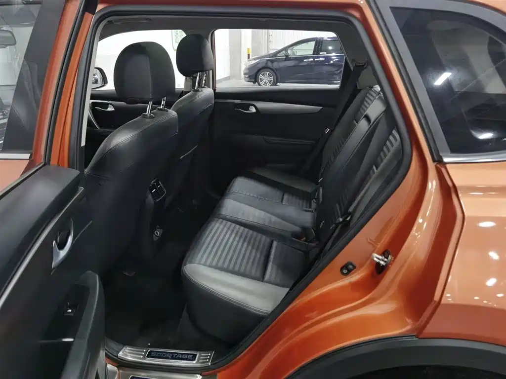 Kia Sportage 2018 2.0L Automatic Smart Luxury (China V) фото 15