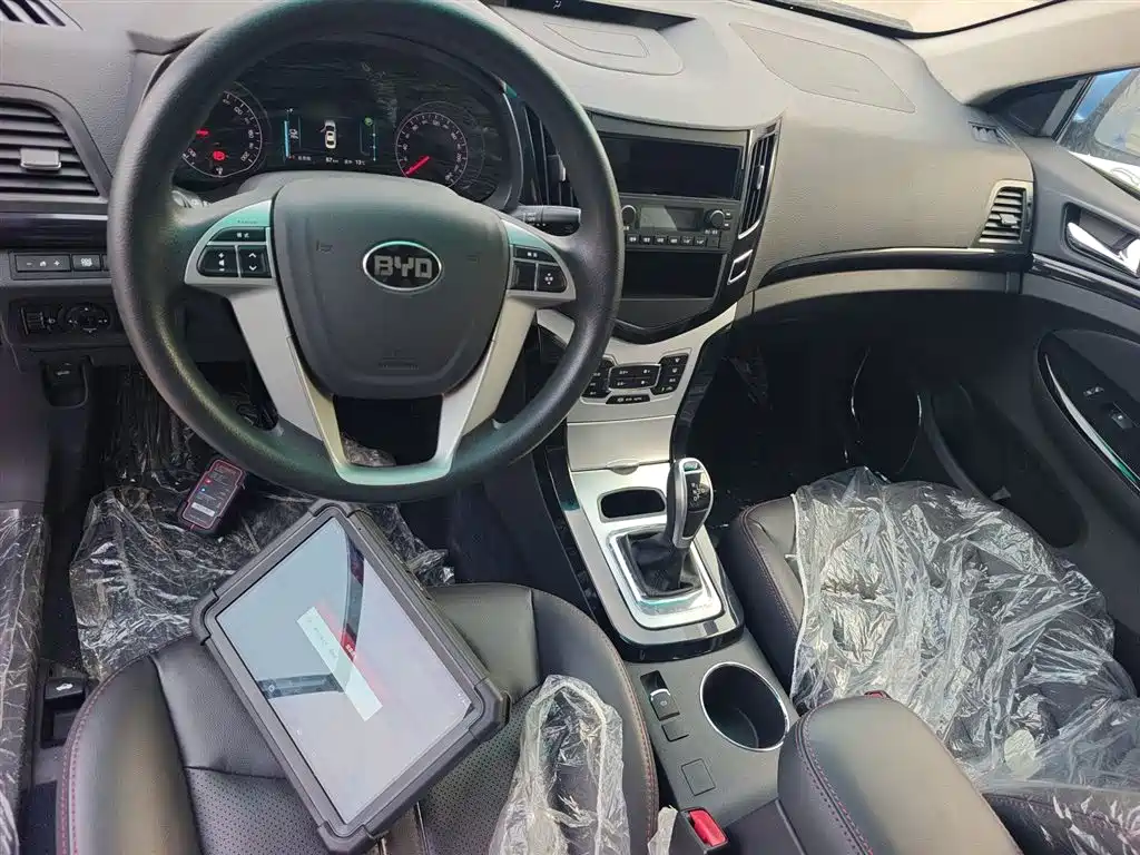 BYD e5 2018 Mobility Edition фото 10