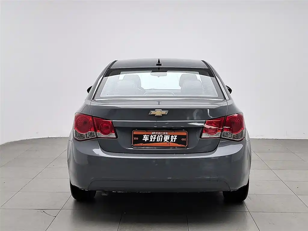 Chevrolet Cruze 2014 1.6L SL Million Commemorative Edition AT фото 4