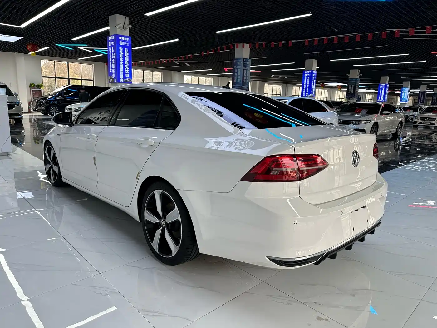 Volkswagen Lamando 2019 230TSI DSG Fashion Edition China VI фото 7