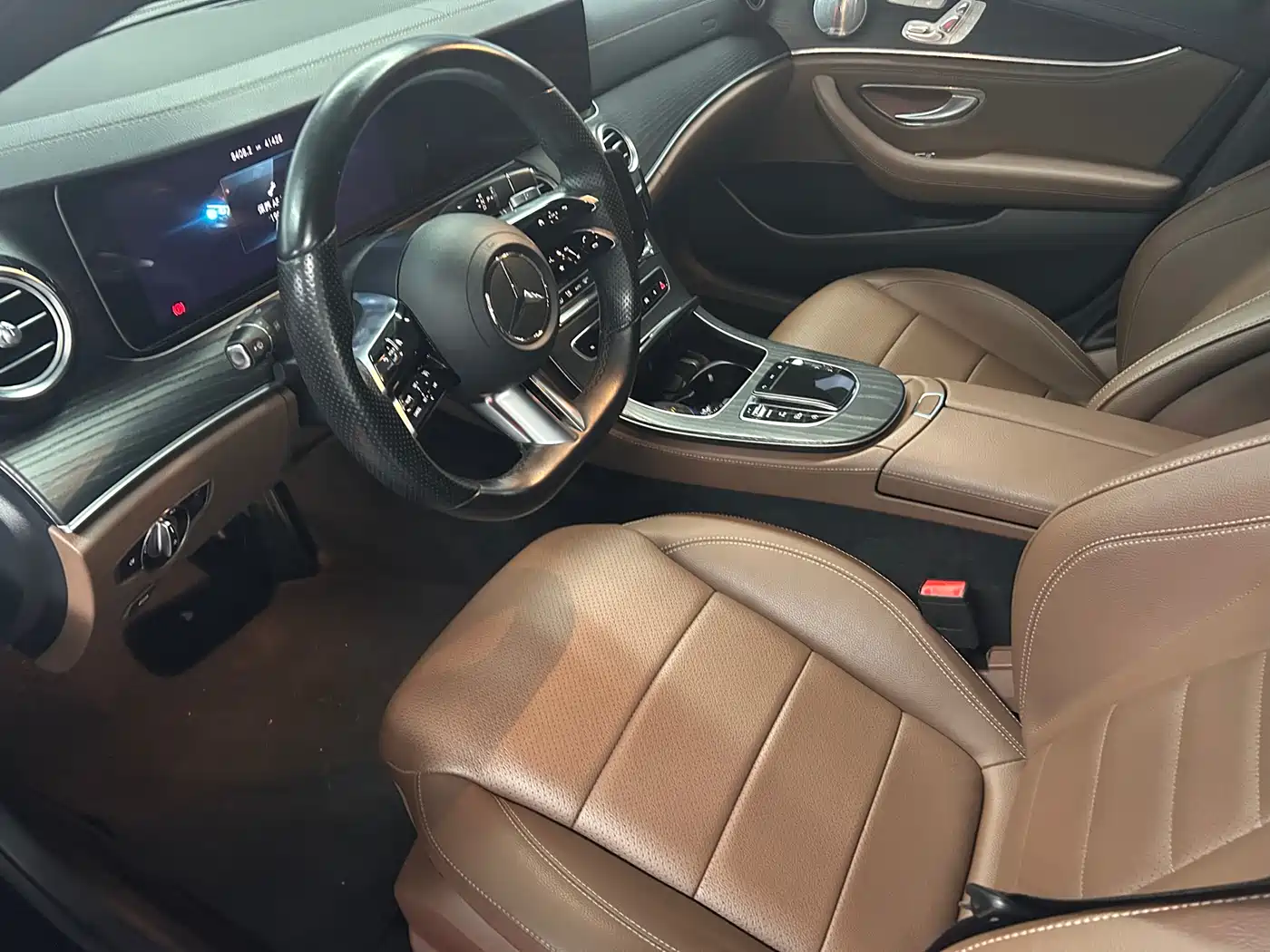 Mercedes-Benz E-Class 2021 E 300 L Sport Luxury Edition фото 7