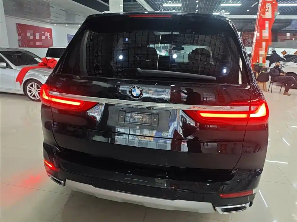 BMW X7 2021 xDrive40i Leading Luxury Package фото 6