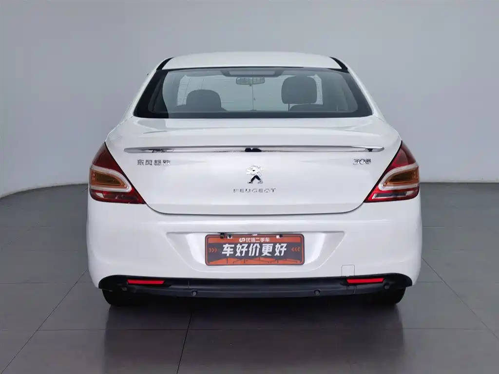 Peugeot 308 2014 Model Joy Edition Classic 1.6L Manual Superior Style фото 4