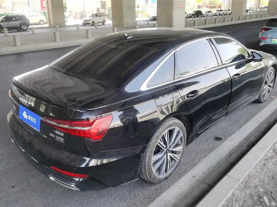 Audi A6L 2022 55 TFSI quattro Premium Dynamic фото 3