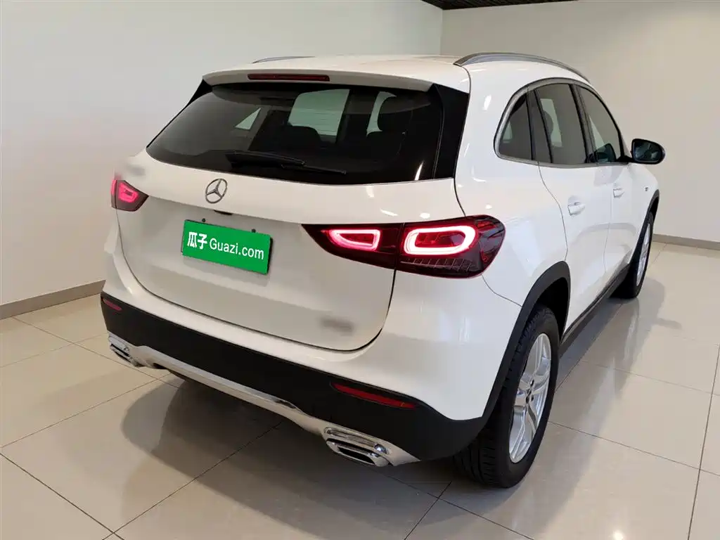 Mercedes-Benz GLA 2023 Facelift GLA 200 фото 5