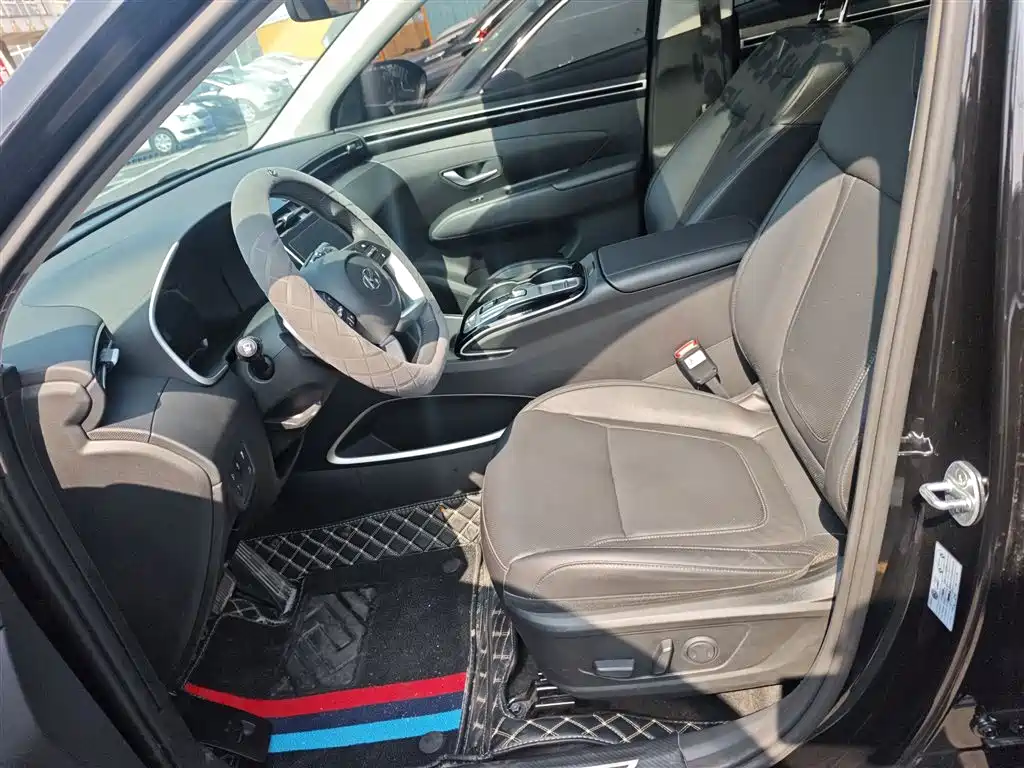 Hyundai Tucson 2023 Tucson L 1.5T Automatic 2WD DLX Luxury Edition фото 11