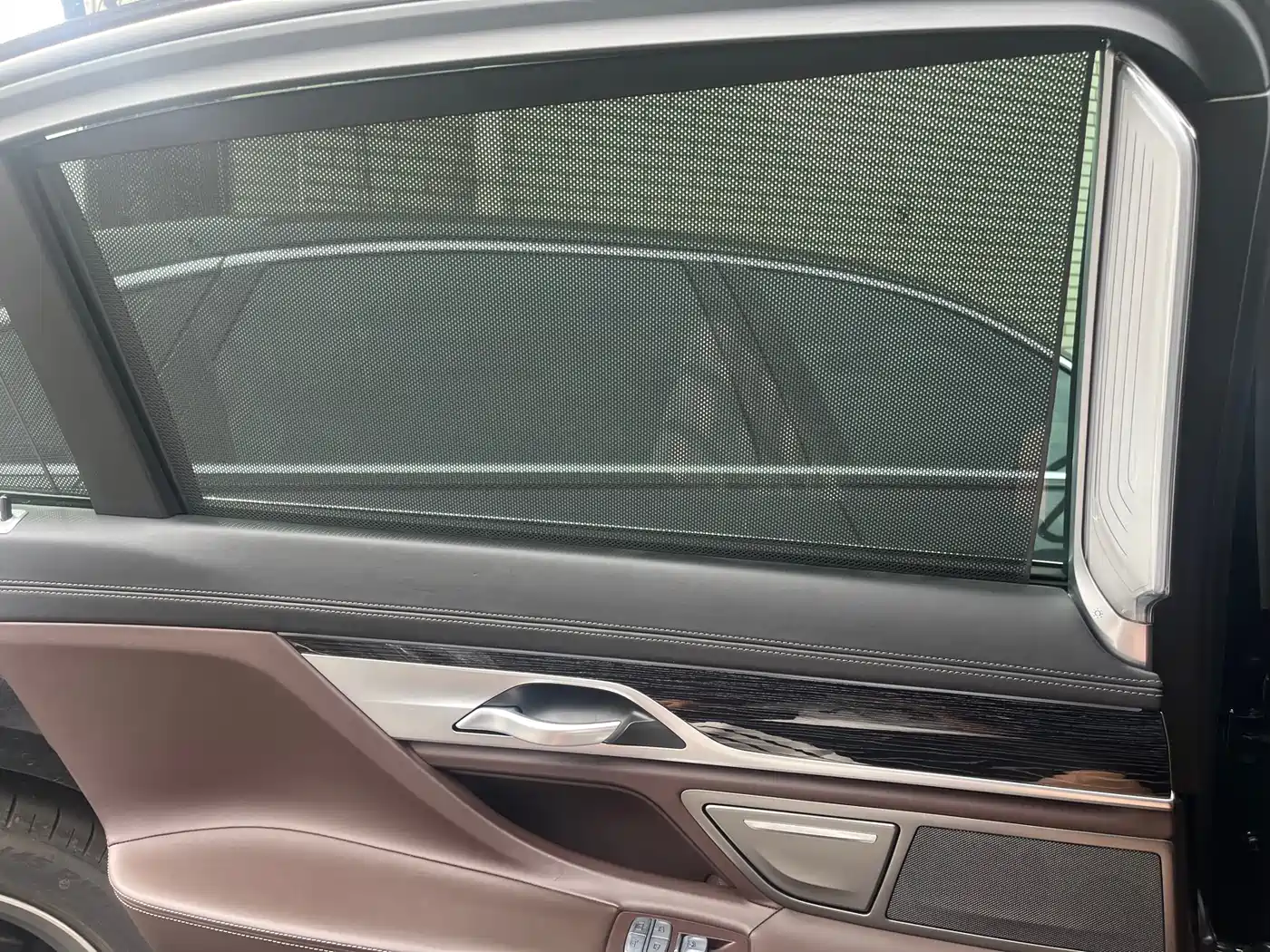 BMW 7 Series 2021 Model 730Li M Sport Package фото 7