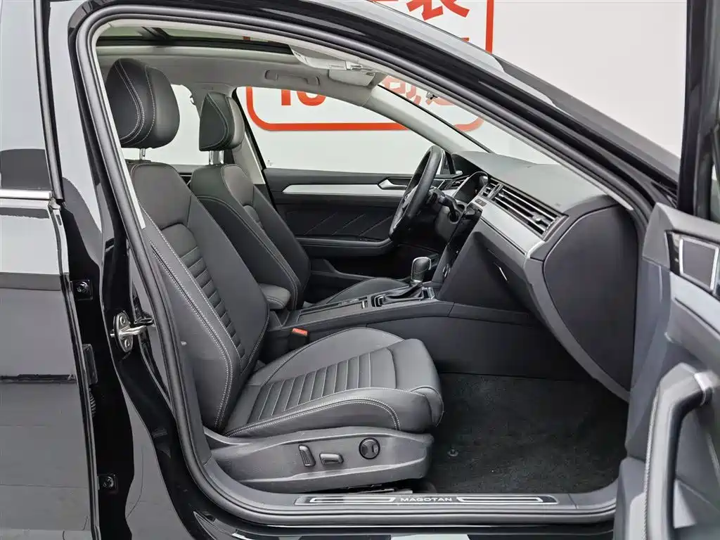 Volkswagen Magotan 2023 2 Million Units Commemorative Edition 280TSI DSG Comfort фото 23