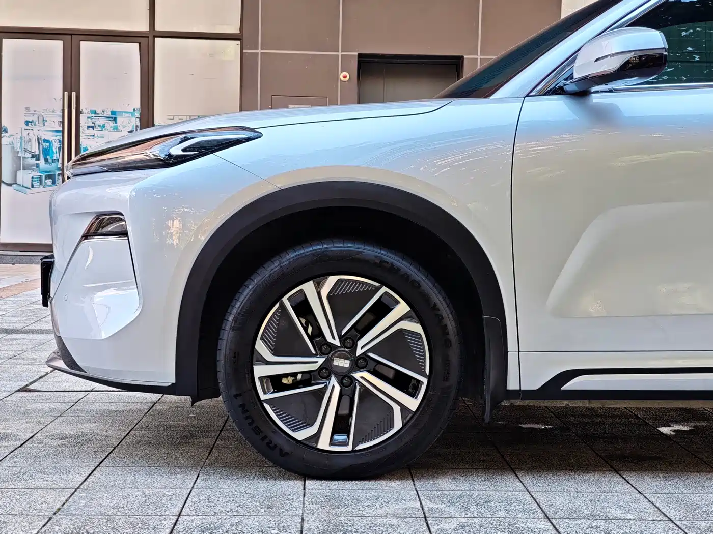 Geely Galaxy Galaxy Starship 7 EM-i 2025 Model 120km Explorer+ Edition фото 5