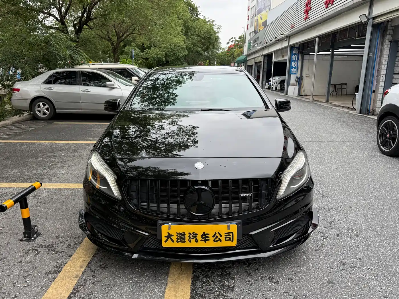 Mercedes-Benz A-Class (Import) 2016 A 260 Sport фото 2