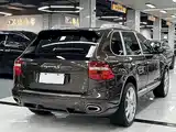 Photo 5 - Porsche Cayenne