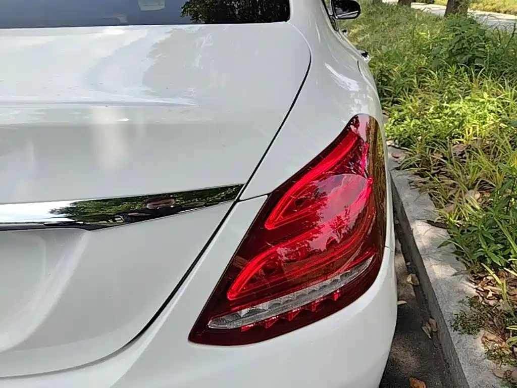 Mercedes-Benz C-Class 2015 2015 C 200 L
