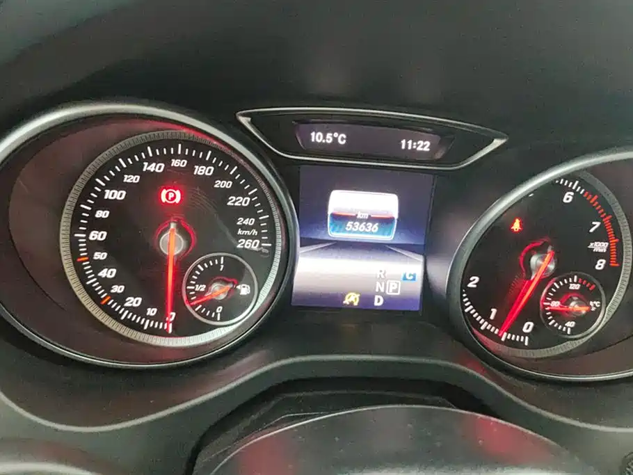 Mercedes-Benz CLA (Import) 2016 Facelift CLA 220 4MATIC фото 14