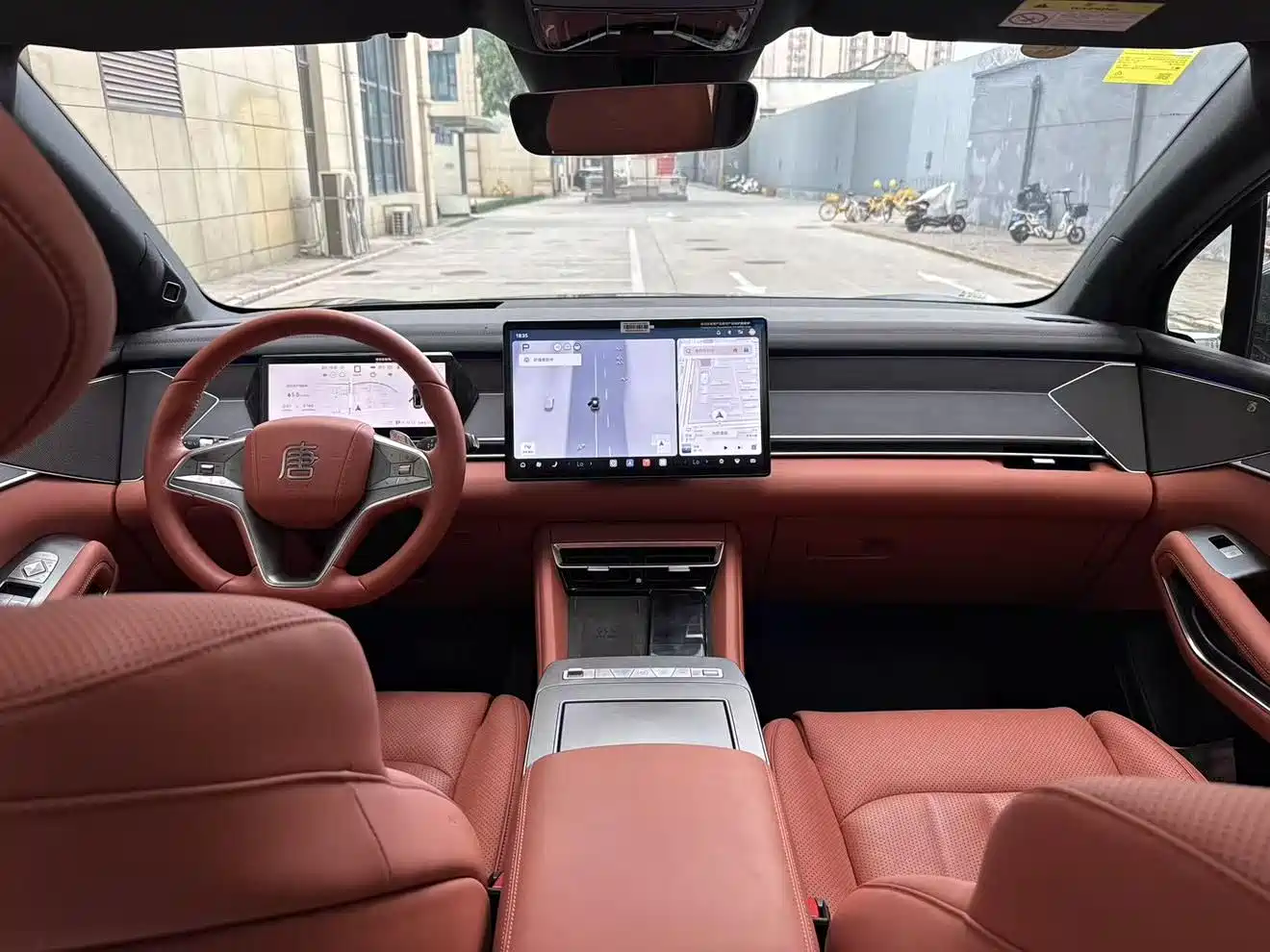 BYD Tang L 2025 DM 175KM Drone Player Edition фото 9