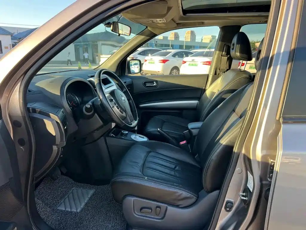Фото 9 - Nissan X-Trail