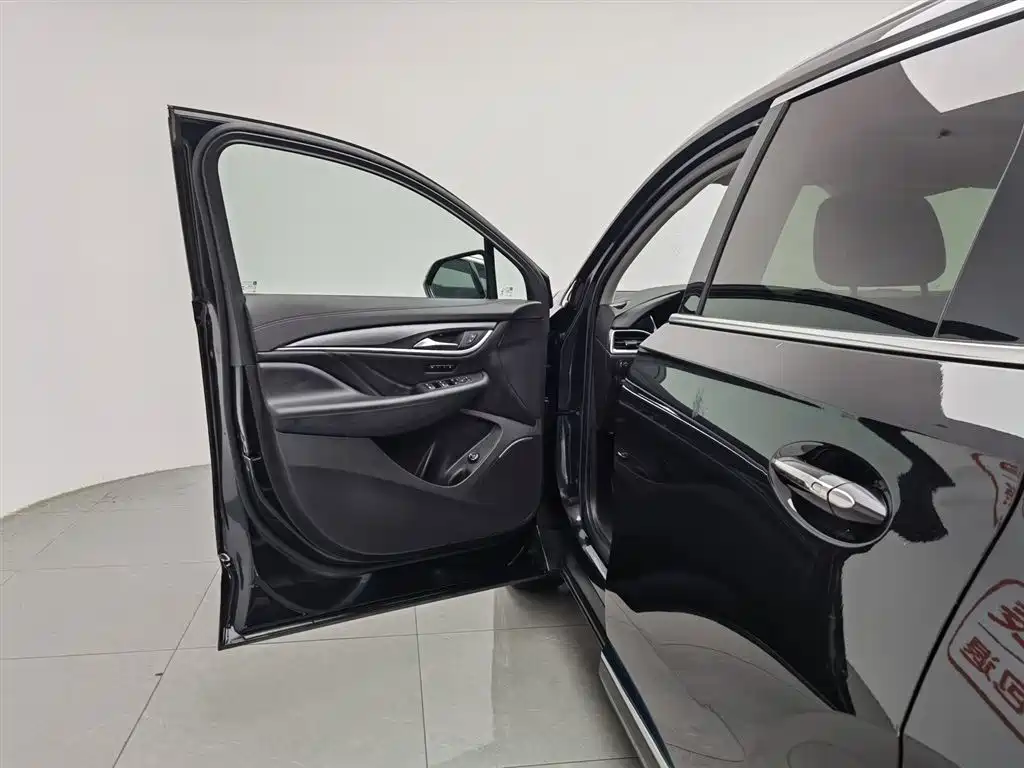 Buick Enclave 2022 652T 2WD Premium 7-Seater фото 8