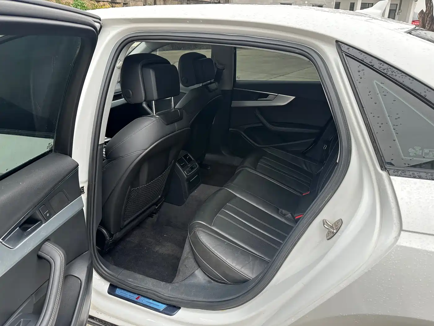 Audi A4L 2022 40 TFSI Luxury Dynamic фото 5